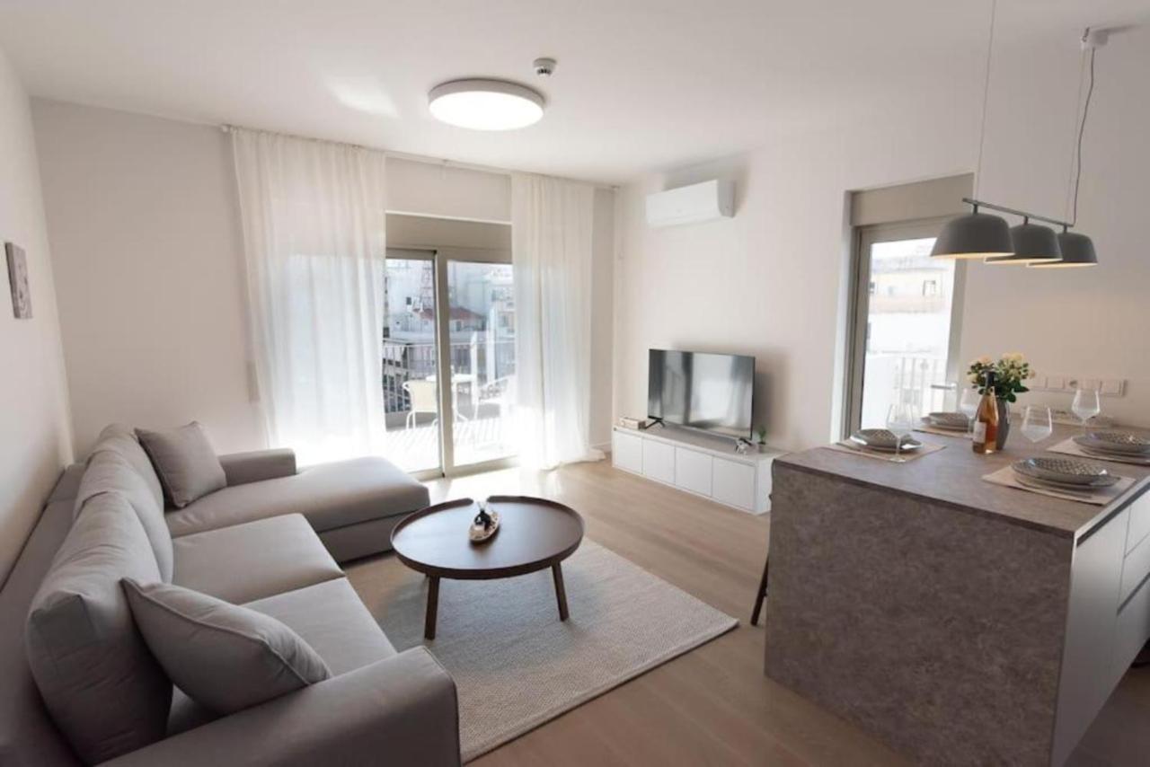 Apartment Bright In The New Building *